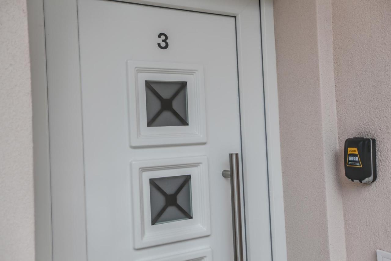 Terra Di Meteora Suites #3 カランバカ エクステリア 写真